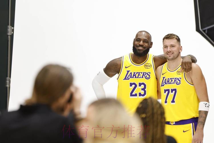 追梦:詹姆斯从不聊湖人的运作 而且他为何会要想让小里被交易呢 追梦:詹姆斯从不聊湖人的运作 而且他为何会要想让小里被交易呢